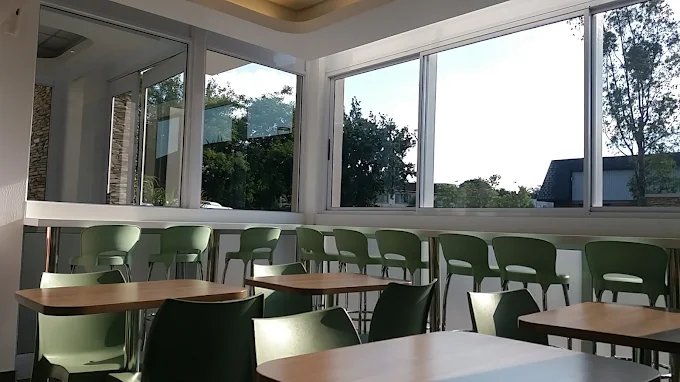 SUN1 Alberton Hotel Dining