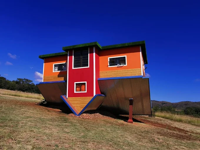 Upside Down House Hartbeespoort