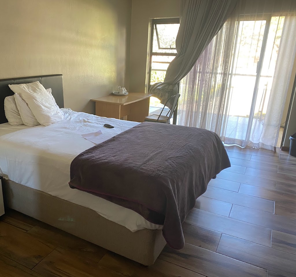 Angel Guest House suite