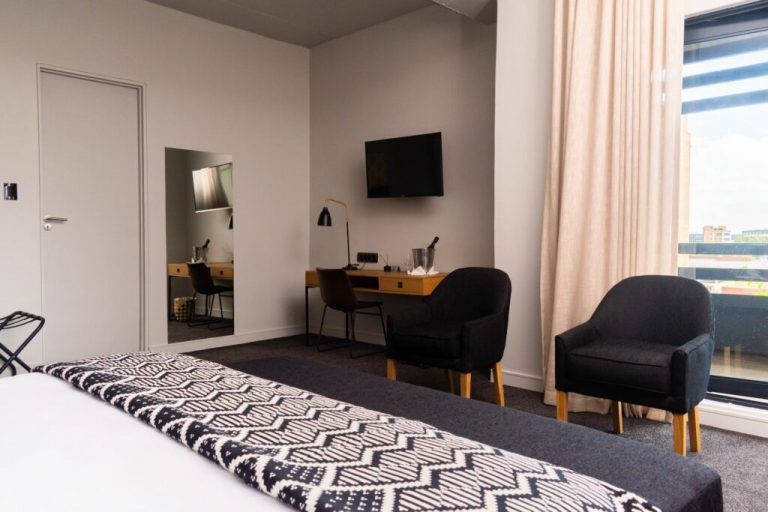 Hallmark House Hotel