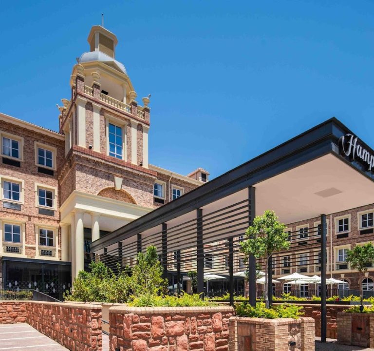 Hampton by Hilton Sandton Grayston