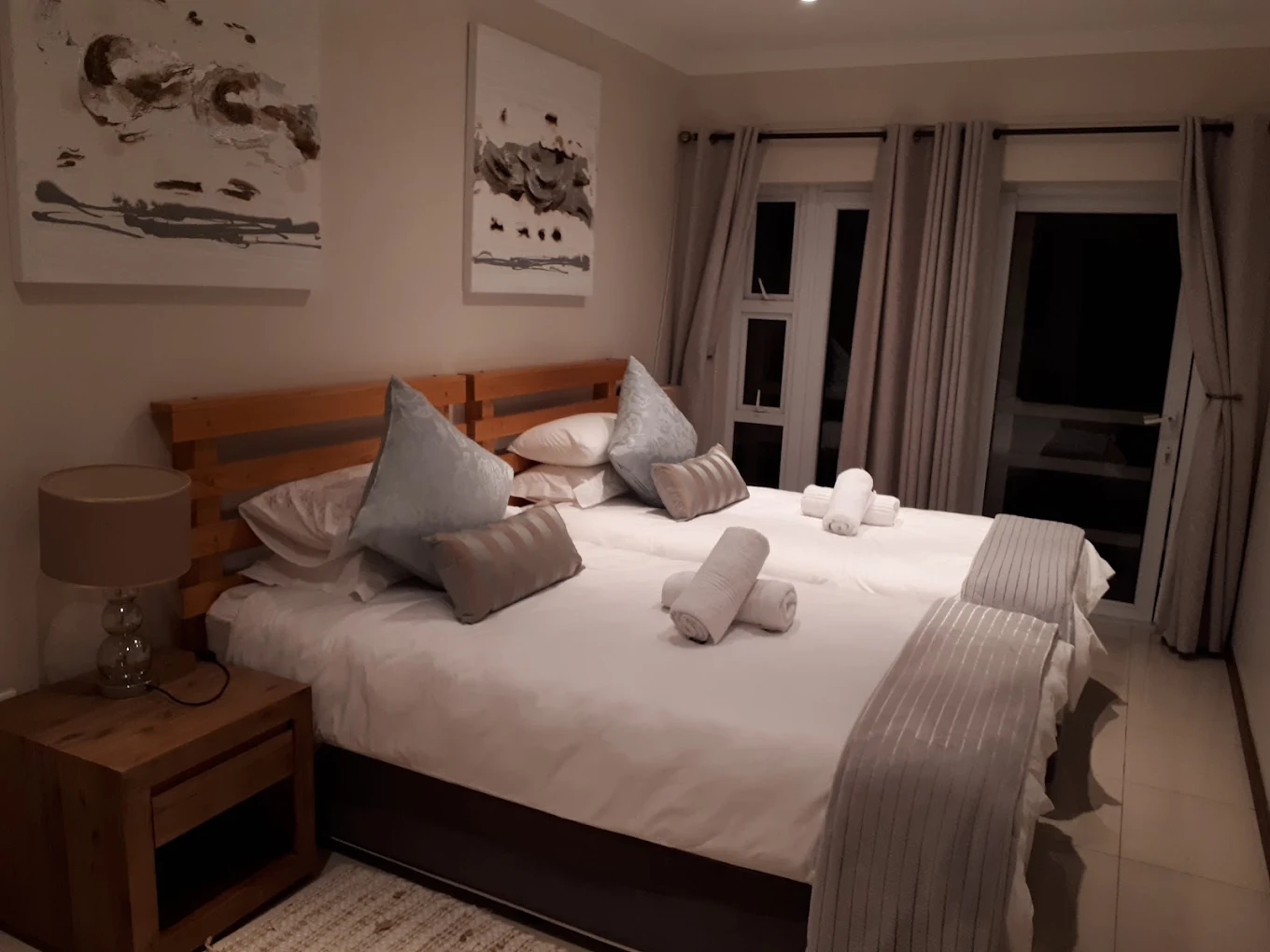 Dolphin Hideaway Dolphin Hideaway