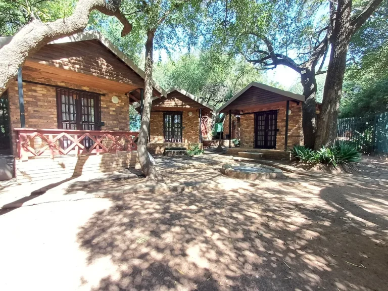 BergRivier Lodge & Caravan Park